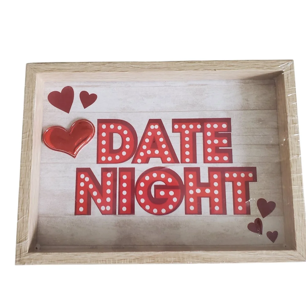 New Love-Themed Home Party Decor Set - Red and White Valentines